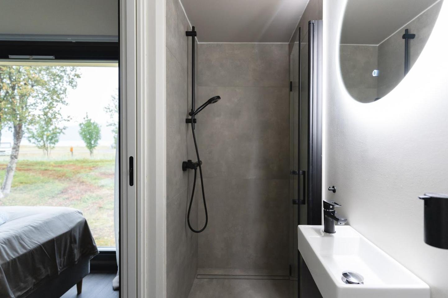 Aera - Glass Cabins Tromso Ngoại thất bức ảnh